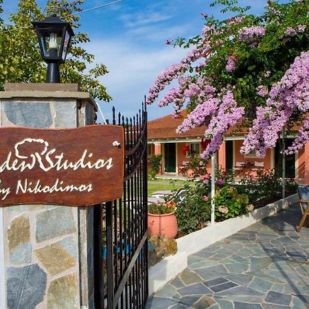 Nikodimos Garden Studios Агиос-Георгиос Экстерьер фото